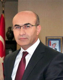 Mahmut Demirtaş Kimdir ?