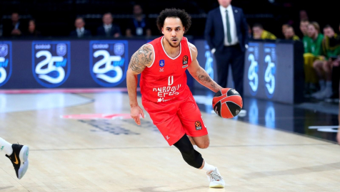 Shane Larkin 4 dönem daha Anadolu Efes'te