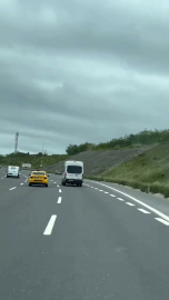 İstanbul’da aynaları kapalı şekilde trafikte seyretti