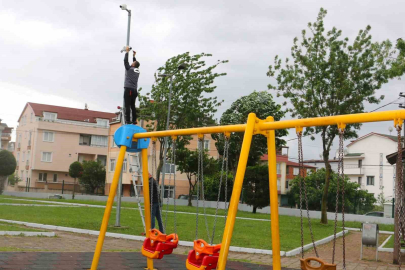 Vatandaşlar, parkları güvenlik kameralarından canlı izleyebilecek