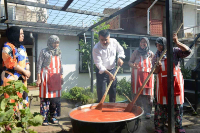 Başkan Yılmaz: "Güçlü kadın, güçlü aile, güçlü Yıldırım"