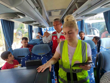 15 Temmuz Demokrasi Otogarı’nda "emeklilere yüzde 20 indirim kampanyasına" yönelik denetim