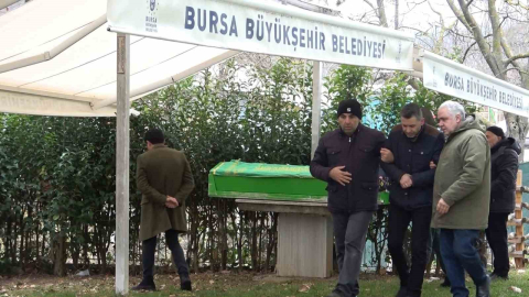 Eşini uçurumdan iterek öldürdüğü iddia edilen kocaya ağırlaştırılmış müebbet istemi