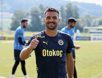 Fenerbahçe, yeni sezon hazırlıklarını sürdürdü