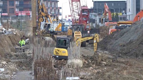 Yalova’da çöken hastane yolu yapımı devam ediyor