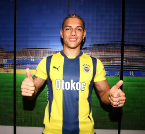 Diego Carlos, Fenerbahçe’nin 29. Brezilyalısı oldu