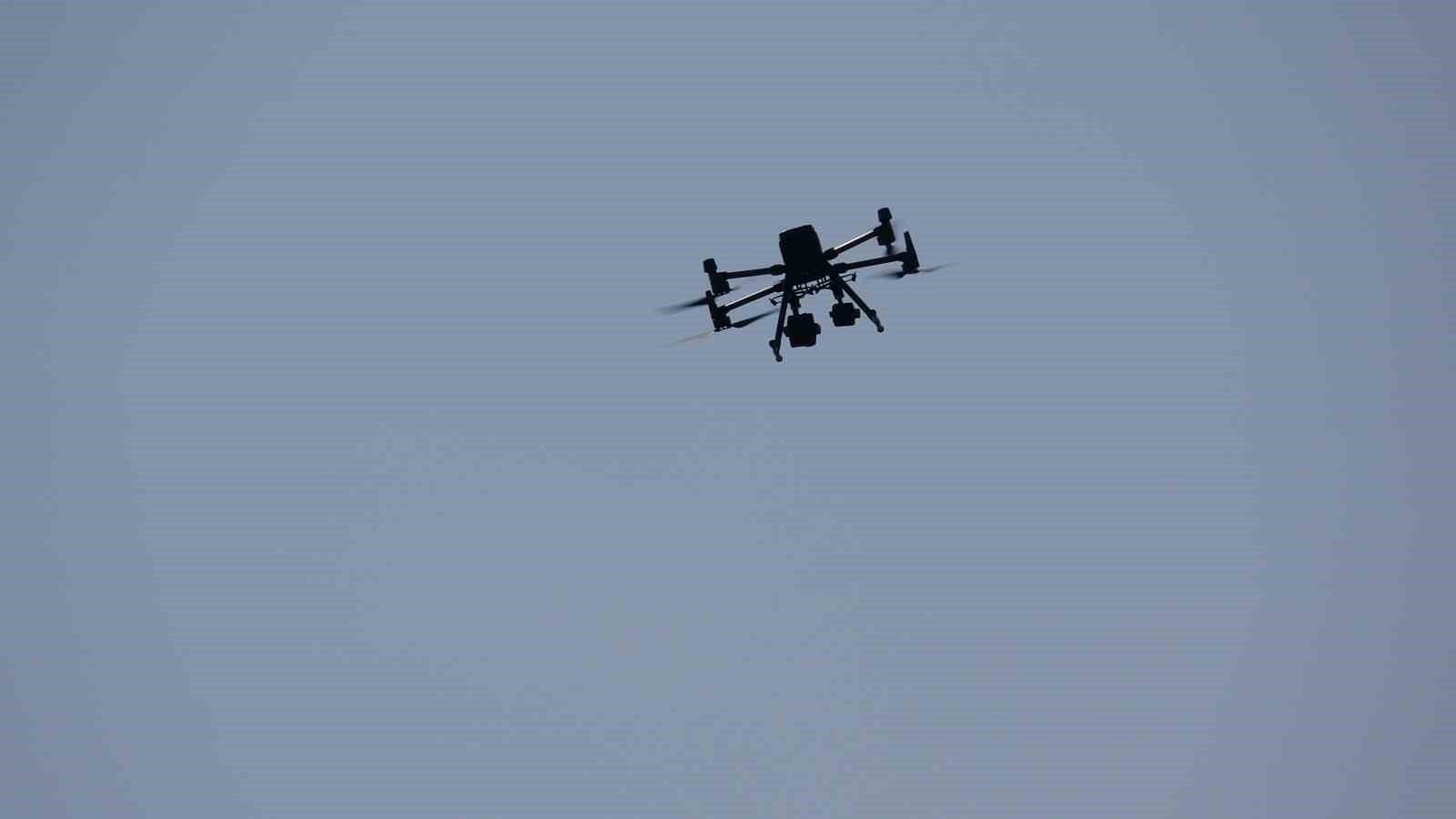 canakkalede batan bottaki kayip duzensiz gocmenler dron ile araniyor 5 O4DluV8f