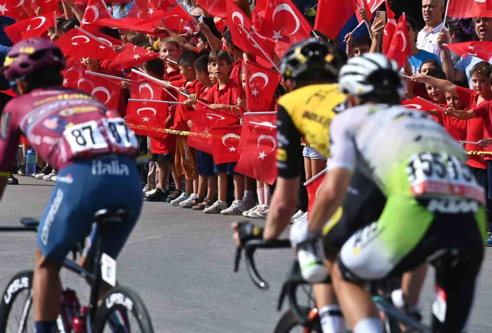 59 cumhurbaskanligi turkiye bisiklet turu antalyadan istanbula 1 mE4JLYz5