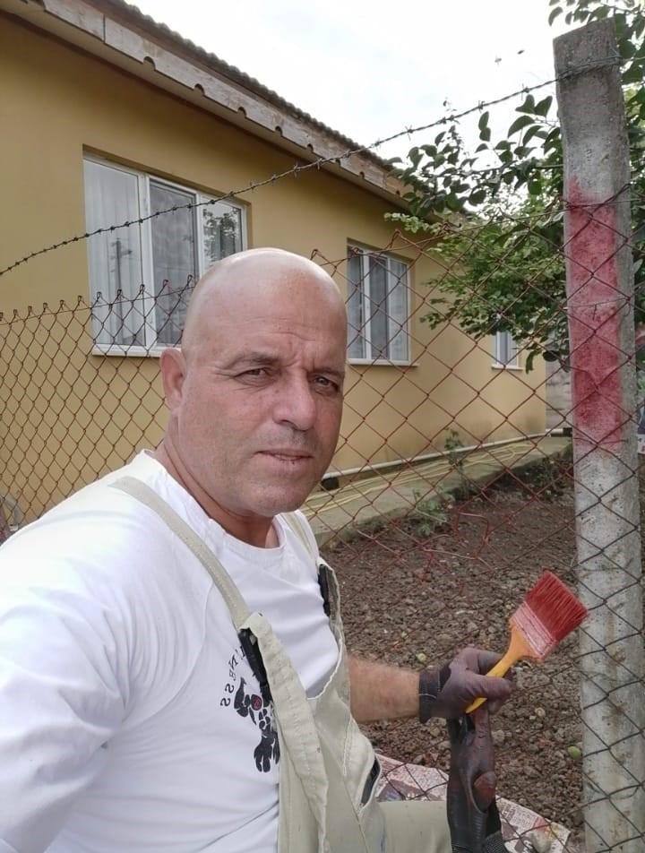 boyaci muhtar adayi evleri boyama vaadiyle zafer kazandi 5 jjTsRpSj