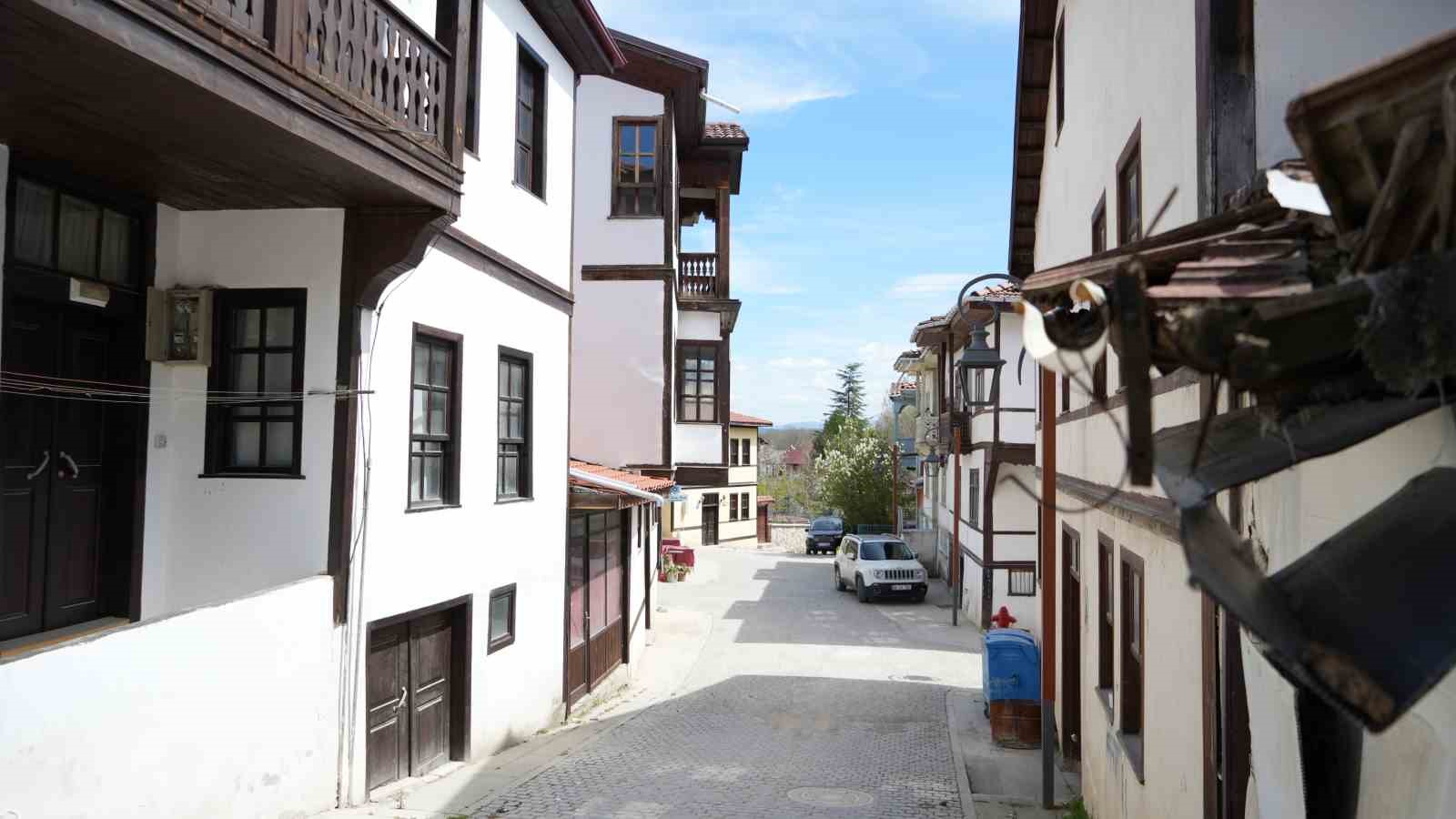osmanlinin ilk fethettigi topraklardaki bu evler gorenleri tarihi yolculuga cikariyor 6 mnEnNv9N