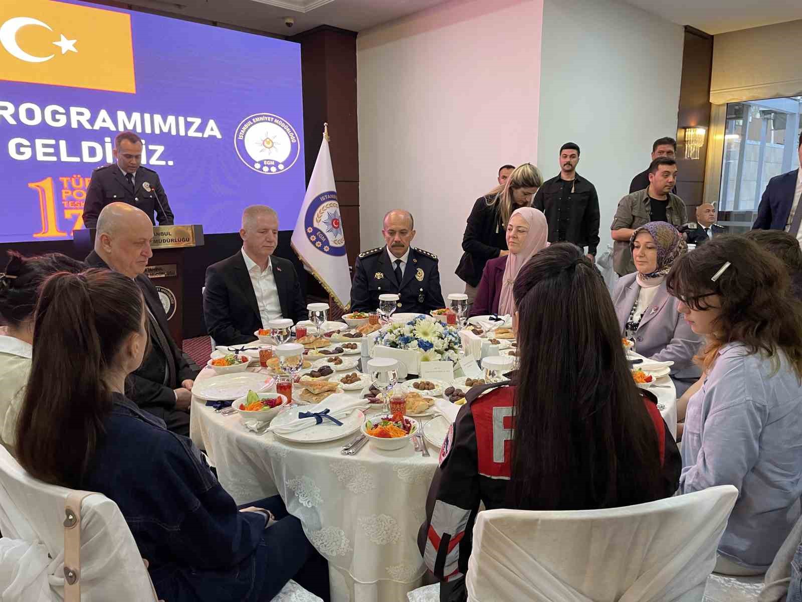 turk polis teskilatinin kurulus yil donumunde iftar programi duzenlendi 1 13FIPQRd